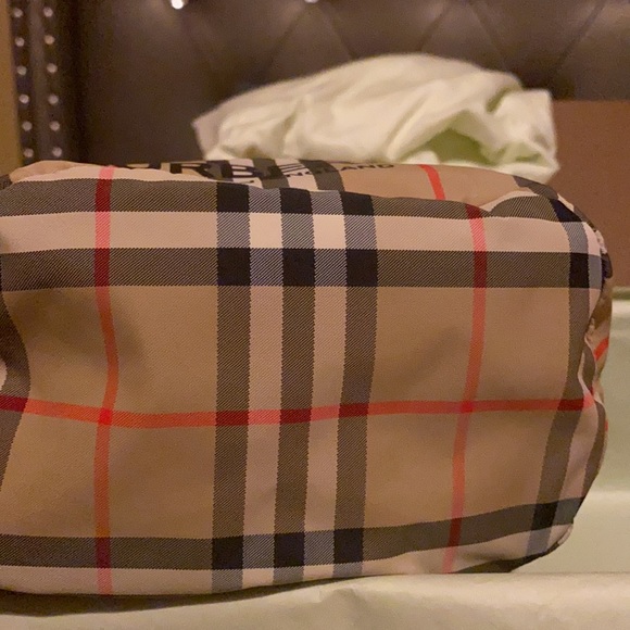 100% Authentic !!! - Burberry Draw String Pouch - Picture 6 of 9